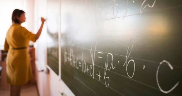 Credite profesionale pentru cadrele didactice in 2023 - procedura specifica si grila de acordare