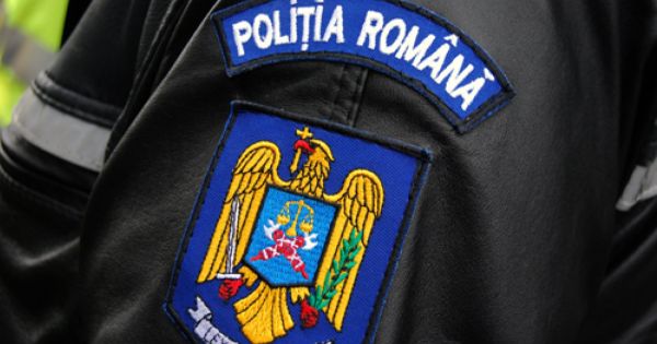 Profesor din Covasna, retinut de politie dupa ce a batut mai multi elevi in timpul orelor