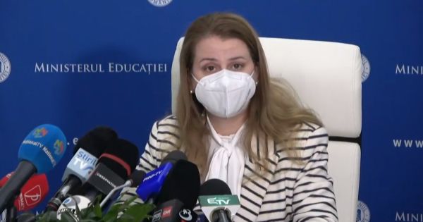 Ministrul Educatiei, Ligia Deca: Pastram masurile care au intrat in vigoare anul acesta, le vom evalua dupa un an
