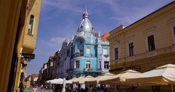 Un nou optional in scolile oradene. Elevii claselor V-IX vor avea ore de istorie locala si tururi ghidate prin oras