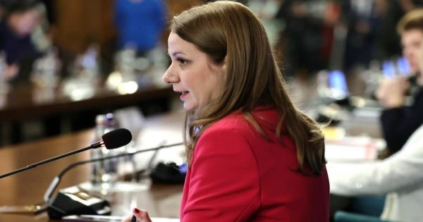 Noile planuri-cadru de invatamant: Cine poate face parte din comisii si ce criterii trebuie sa indeplineasca - proiect