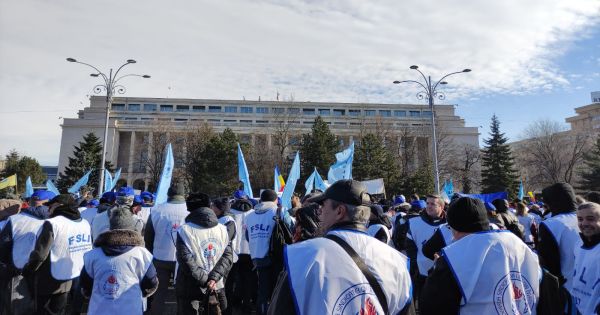 Profesorii dau un ultimatum Guvernului: solutii la problemele salariale pana la 1 martie 2023 ori noi proteste
