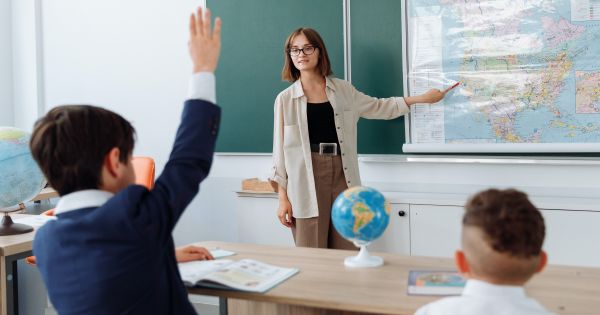 Calendarul echivalarii studiilor pentru profesori, pe baza ECTS/SECT: 9 martie 2023, termenul-limita pentru depunerea dosarelor