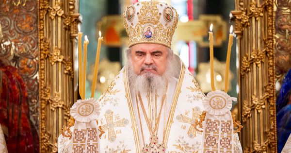 Legile Educatiei, contestate de Patriarhia Romania: Obligatia de a promova "diversitatea sexuala" in scoala este abuziva si nociva