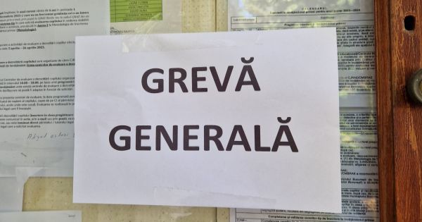 Sindicatele o contrazic pe Ligia Deca: Profesorii nu renunta la greva! 87% dintre membrii de sindicat continua protestul