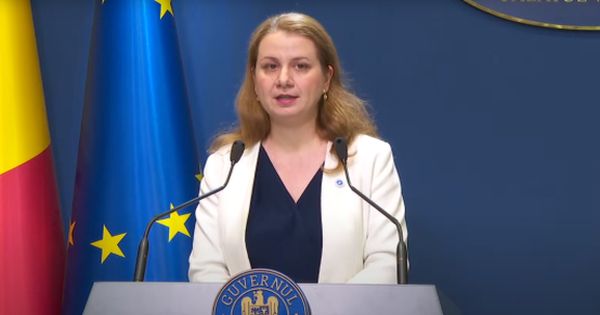 Ligia Deca: Asistam la o victorie a celor care au sustinut Educatia. In acest moment, cadrele didactice se intorc in scoli