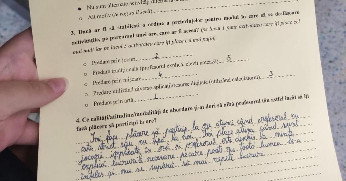 O profesoara si-a intrebat elevii de gimnaziu cum isi doresc sa se desfasoare orele. Raspunsurile copiilor 