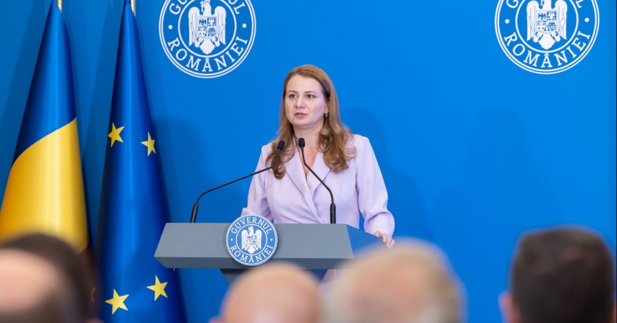 Ministerul Educatiei a ramas fara bani si cere Guvernului inca 3 miliarde de lei pentru plata salariilor si burselor din noiembrie