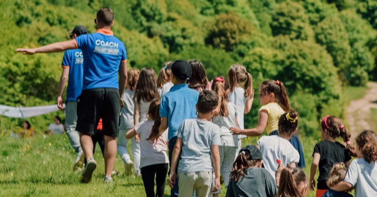 Parintii pot plati excursiile din Saptamana verde, dar e abatere disciplinara implicarea elevilor sau a profesorilor in strangerea banilor