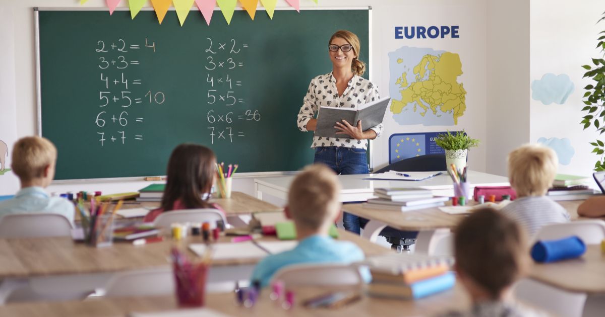 Situatii exceptionale in care scolile pot cere depasirea sau diminuarea numarului de elevi dintr-o clasa: Precizari de la Inspectorate