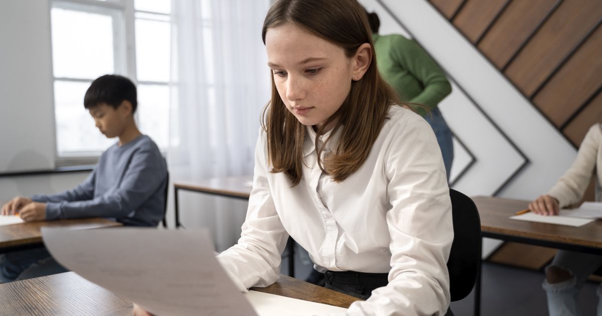 Reguli la Evaluarea Nationala 2024: cu ce este INTERZIS sa intri in sala de examen si cat dureaza fiecare proba