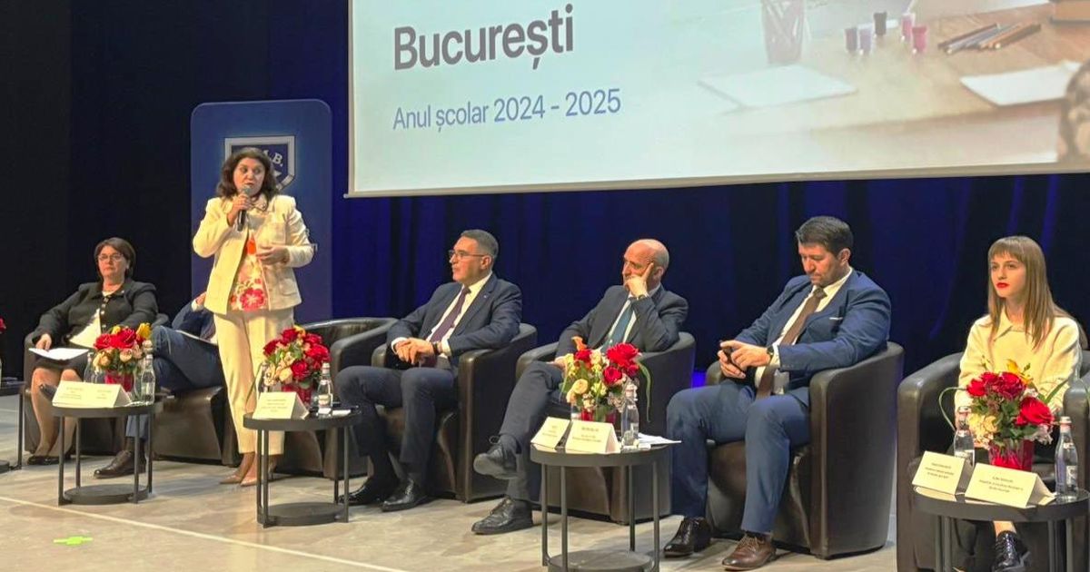 Un fost ministru revine cu o initiativa asteptata de profesori: "Sa redam educatiei timpul pierdut cu hartii inutile si sa-l transformam in timp pentru copii"