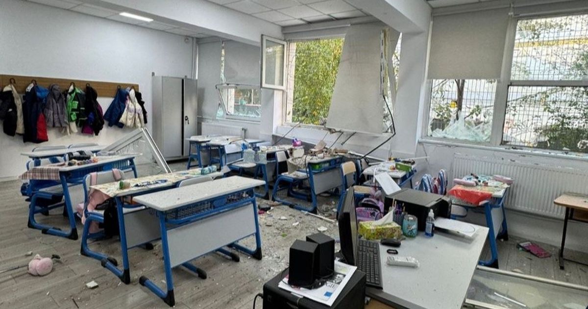 Explozie in Bucuresti: 15 sali de clasa avariate la Liceul "Dimitrie Bolintineanu" - anunta Ministerul Educatiei