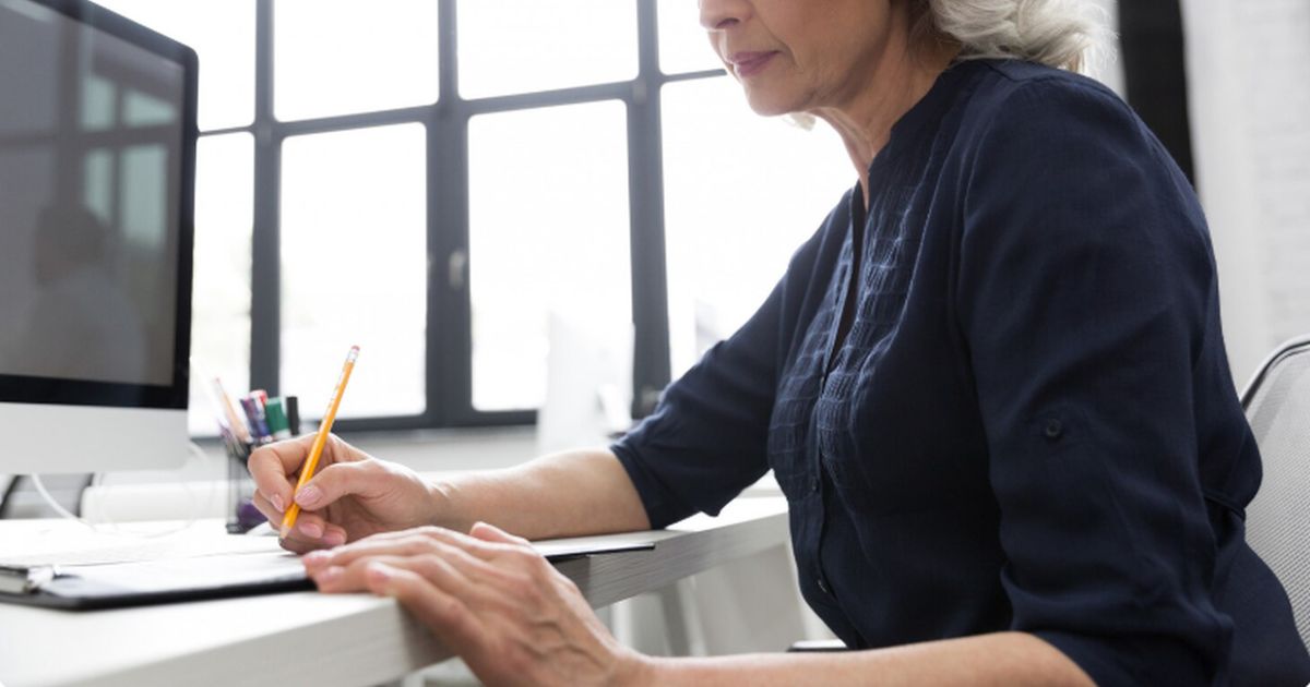 26 de ani la catedra - titularizata cu dosar incomplet! Cazul profesoarei care ar putea fi obligata sa dea inapoi salariile necuvenite