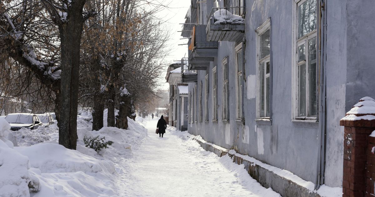 Val de ger in Romania, cu temperaturi de pana la -20 grade Celsius: mii de elevi afectati, scoli inchise sau cursuri online in 7 judete