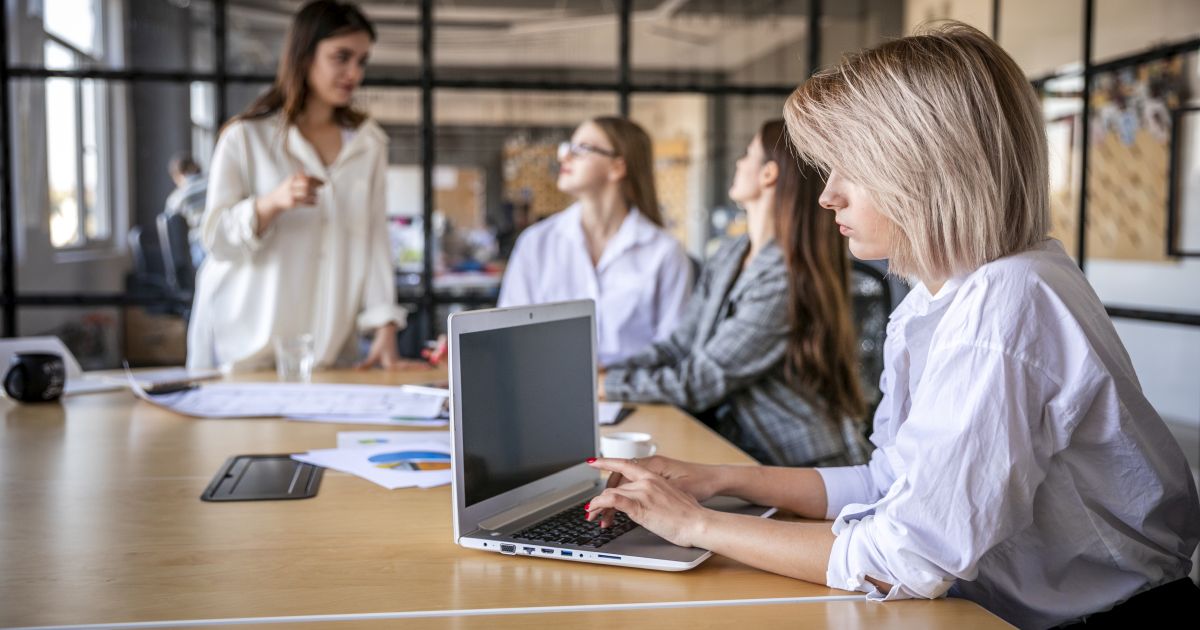 Cand si unde se depun dosarele pentru completarea normei didactice. ISMB a publicat programul pentru Bucuresti