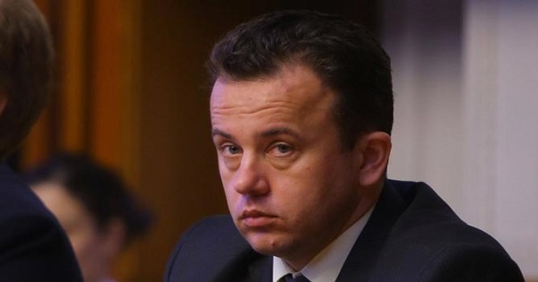 Liviu Pop propune modificari la Titularizare: contract automat pe durata nedeterminata dupa 3 ani la catedra si nota 7 la examen