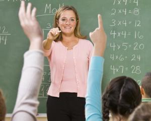 Ministerul Educatiei trimite 55.000 de profesori la cursuri de formare