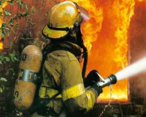 Se inchid scolile din cauza lipsei autorizatiei la incendiu? Mii de scoli in pericol in toata tara