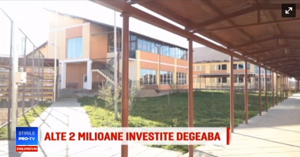 Situatie absurda: campus scolar, construit cu 2 milioane de euro, zace gol