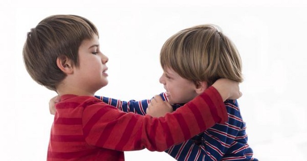 Bulling-ul in scoala. Aproximativ 70% dintre elevi au fost martori sau victime ale violentei in scoli