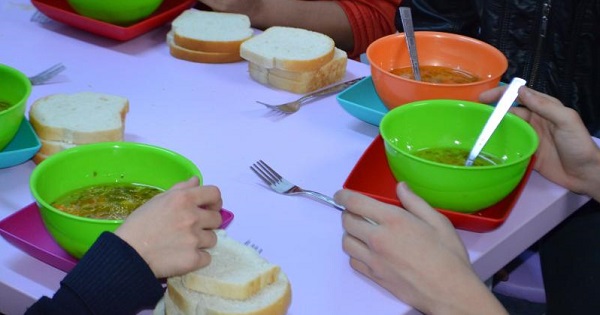 Programul "Masa calda in scoli" se extinde. Lista scolilor care vor face parte din proiect