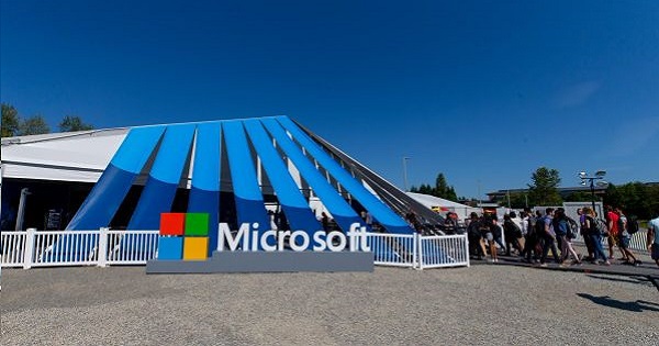 Trei elevi romani, campioni mondiali la Word si Excel