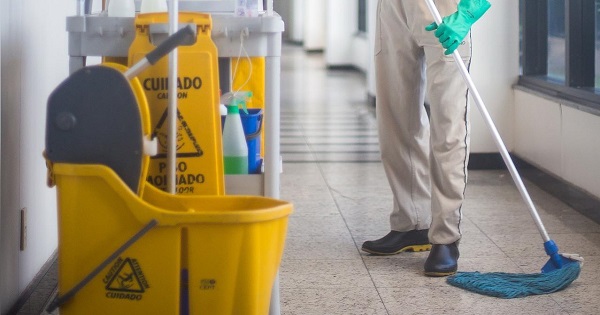 Cum reuseste Irlanda sa redeschida scolile: investeste peste 300 de milioane de euro, angajeaza profesori si psihologi, igienizeaza: "Nu exista inlocuitor pentru invatatul in scoli"