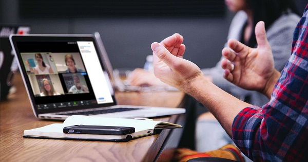 Lista cu platforme si instrumente utile pentru scoala online