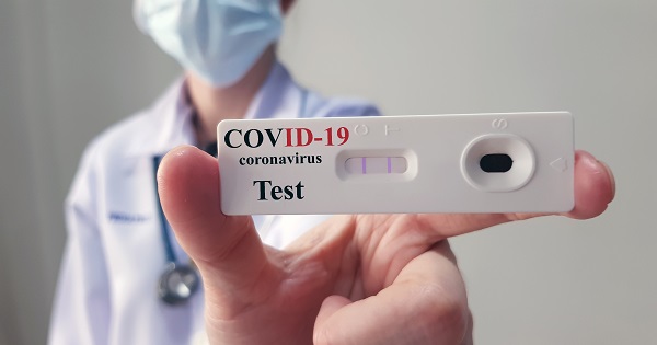 Elevii vor fi testati pentru COVID in fiecare LUNI si JOI, la inceputul orelor. Procedura in cazul testelor pozitive a fost anuntata de MS