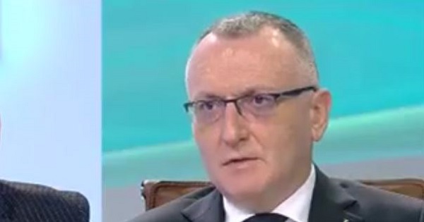 Scoala online se va face chiar si in scenariul verde: "Daca se imbolnaveste un educator sau un invatator, clasa respectiva trece in online"