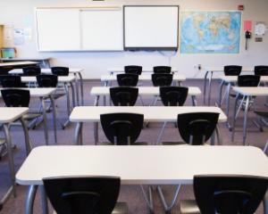 Redirectioneaza 2% din impozitul pe venit programului impotriva abandonului scolar