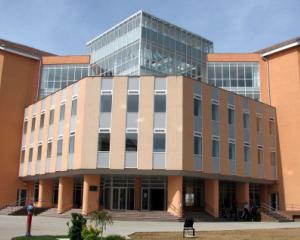 Admitere facultate, sesiunea din toamna: peste 200 de locuri la Universitatea din Oradea
