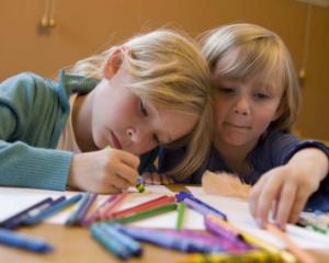 6 centre de tip after school, deschise prin intermediul programului "Noua ne pasa"
