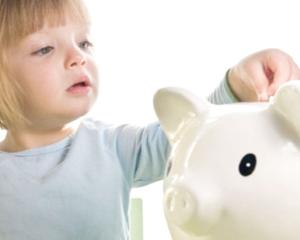 Ministrul Muncii vrea sa taie alocatia copiilor din familii instarite