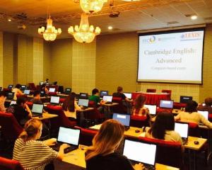 Elevii romani concureaza pentru finala competitiei de limba engleza Cangurul Lingvist