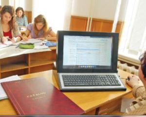 Introducerea cataloagelor online ar putea revolutiona sistemul de invatamant romanesc