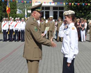 Liceul Militar din Alba Iulia devine Colegiul National Militar "Mihai Viteazul", datorita performantelor elevilor
