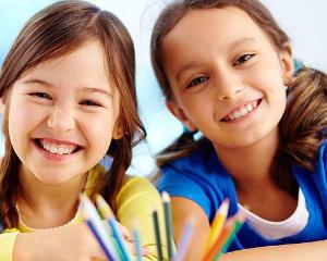 Miercuri, 5 Octombrie, nu se face scoala. Elevii sarbatoresc Ziua Mondiala a Educatiei