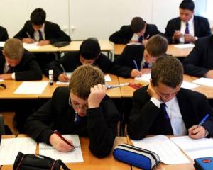 Metoda moderna a unul profesor de a pastra linistea in clasa in timpul orelor
