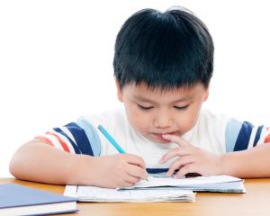 INFOGRAFIC: Calendar Evaluare Nationala 2015, pentru clasele a II-a, a IV-a si a VI-a