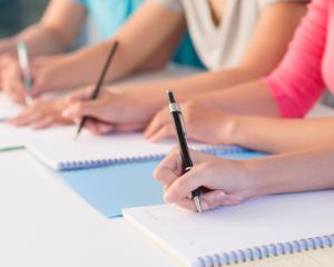 BAC 2016, sesiunea de toamna: cati candidati au participat la proba obligatorie a profilului