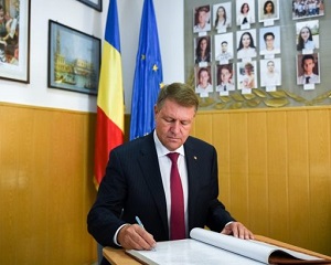 Sindicate din Educatie si Federatia Parintilor cer presedintelui Iohannis o intalnire de urgenta