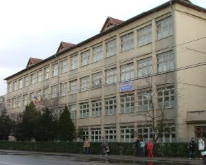 Liceu din Zalau dotat cu un laborator de electronica si automatizari in valoare de 250.000 de dolari