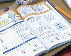 FRF a lansat un manual auxiliar de matematica pentru invatamantul primar