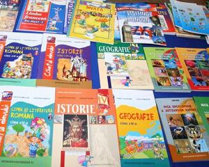 Manuale vechi, programa scolara noua. Cum predau dascalii din invatamantul primar