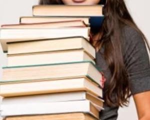 Manuale gratuite din septembrie 2016 pentru elevii claselor a XI-a si a XII-a