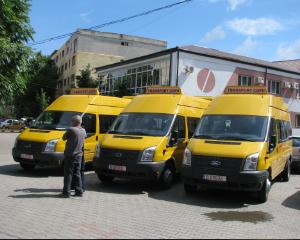 Se intampla in Romania: Guvernul va cumpara 600 de microbuze scolare, dar nu are cine sa le conduca