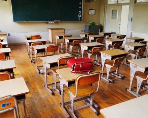 Peste 300 de licee primesc finantare pentru modernizare in acest an