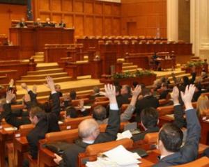 Liber la copiat! Senatorii au decis sa nu pedepseasca plagiatul